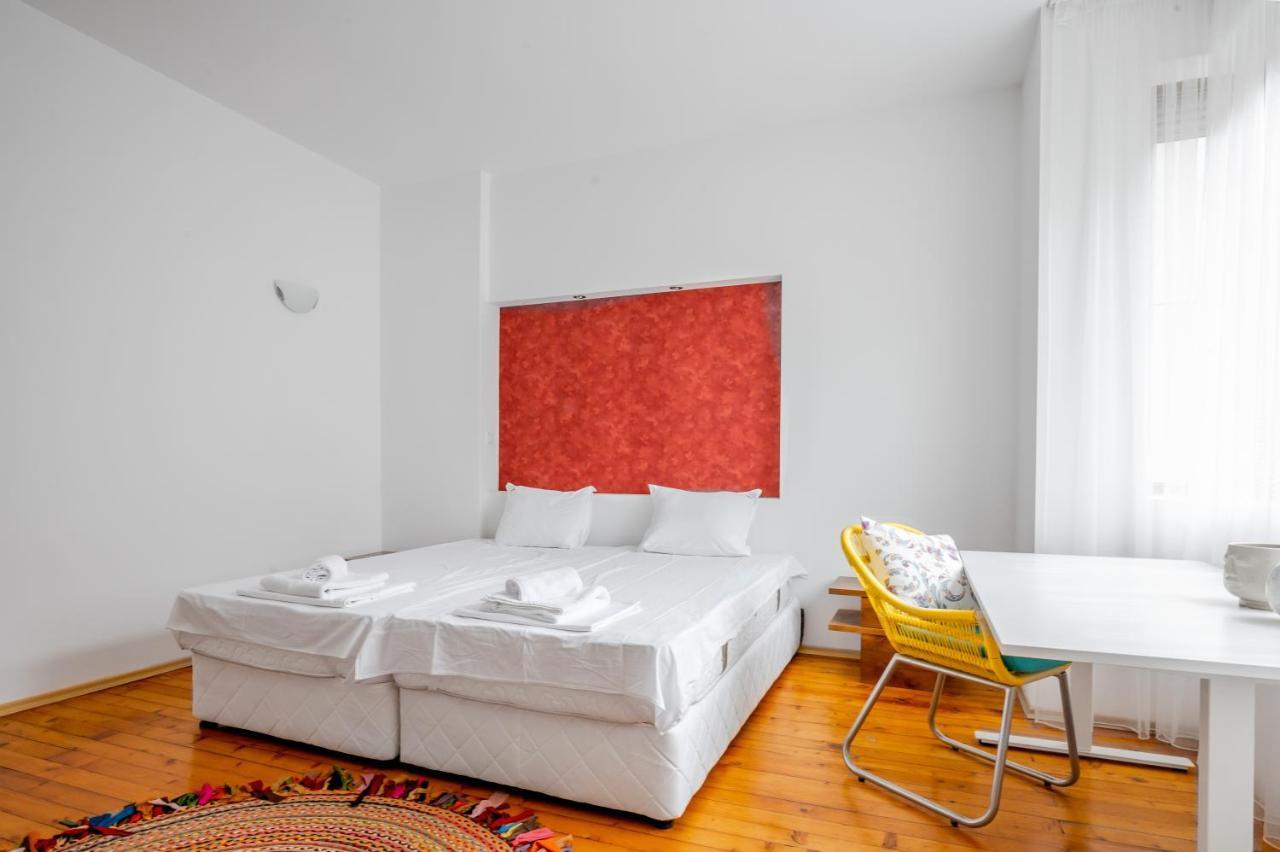 Ferienwohnung Sofia'S Vintage Gem: Spacious 2Bd Flat On Solunska Exterior foto